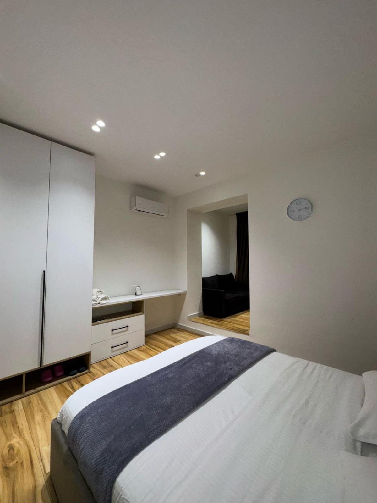 Luxury Apartments Blloku Tirana Extérieur photo